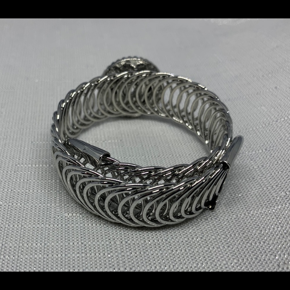 ONE SIZE FITS ALL - Expandable Easy Wear Snap Button Bracelet - Picture 2 of 2
